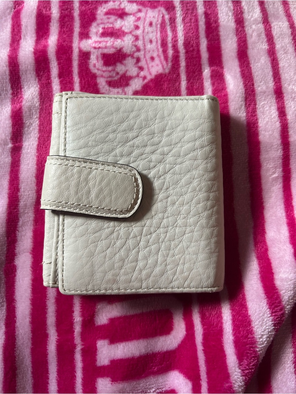 Vintage Coach Wallet - Picture 2 of 5